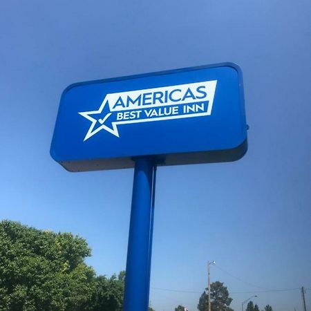 Americas Best Value Inn Woodward At 8Th St Exterior photo