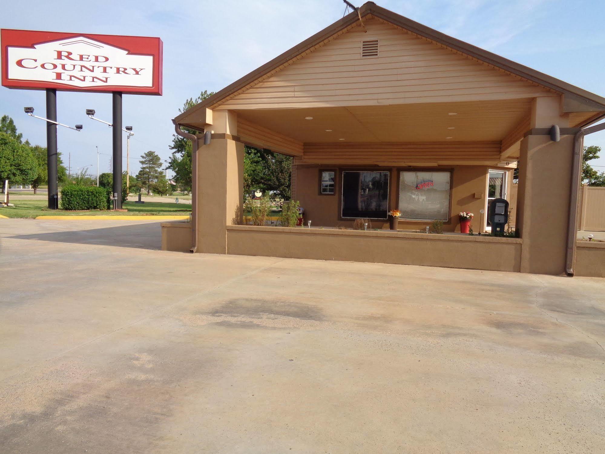 Americas Best Value Inn Woodward At 8Th St Exterior photo